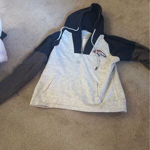 Antigua Denver Broncos cropped hoodie